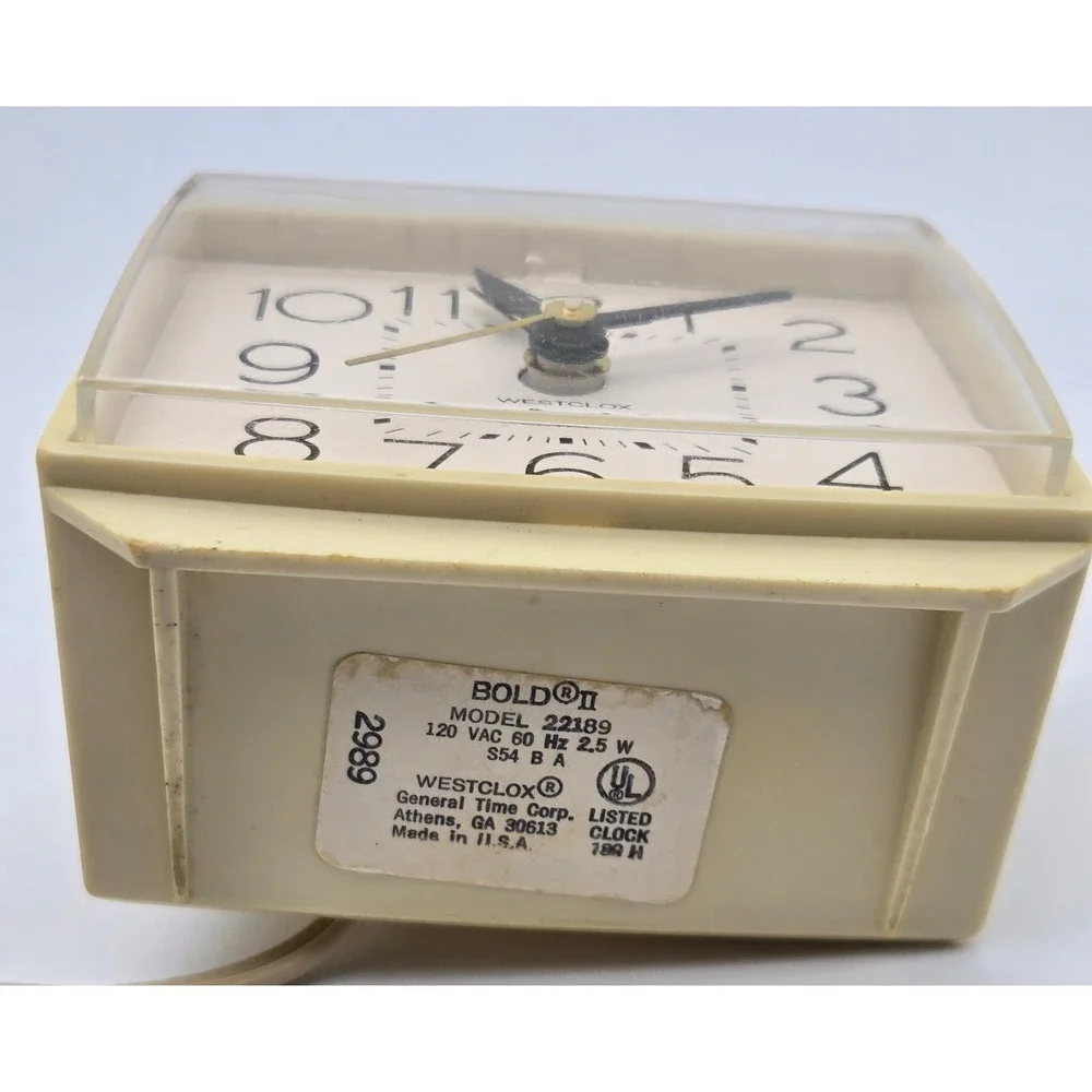 Westclox Bold II Model 22189‎ Beige Vintage Electric Clock USA Made